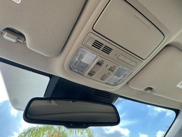 Photo of 2021 Platinum White Pearl Honda CR-V