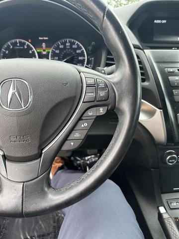 Photo of 2022 Lunar Silver Metallic Acura ILX