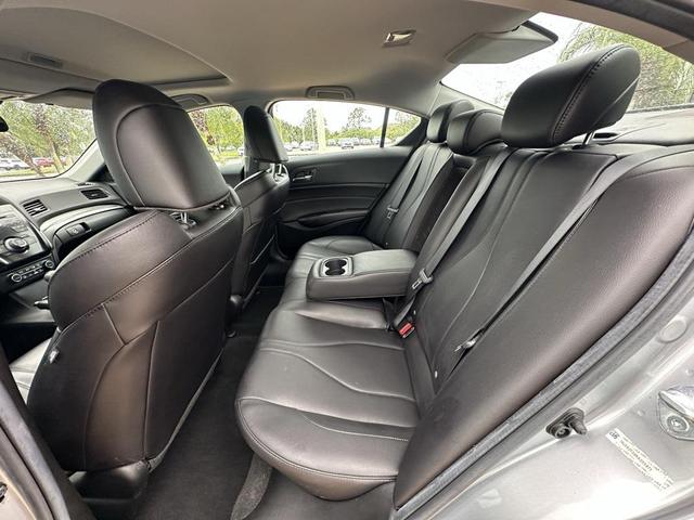 Photo of 2022 Lunar Silver Metallic Acura ILX