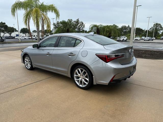 Photo of 2022 Lunar Silver Metallic Acura ILX