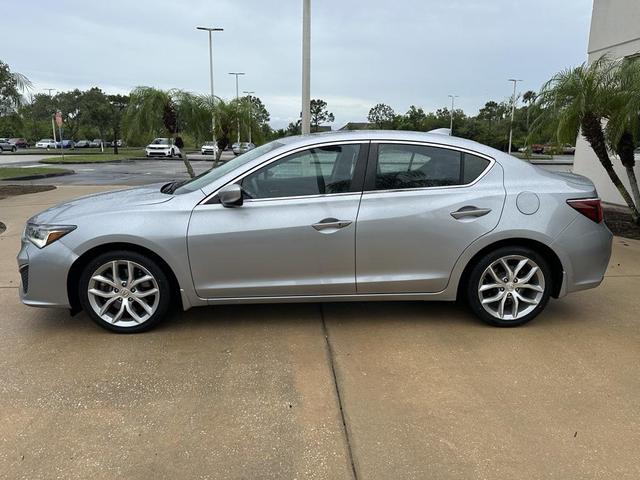 Photo of 2022 Lunar Silver Metallic Acura ILX