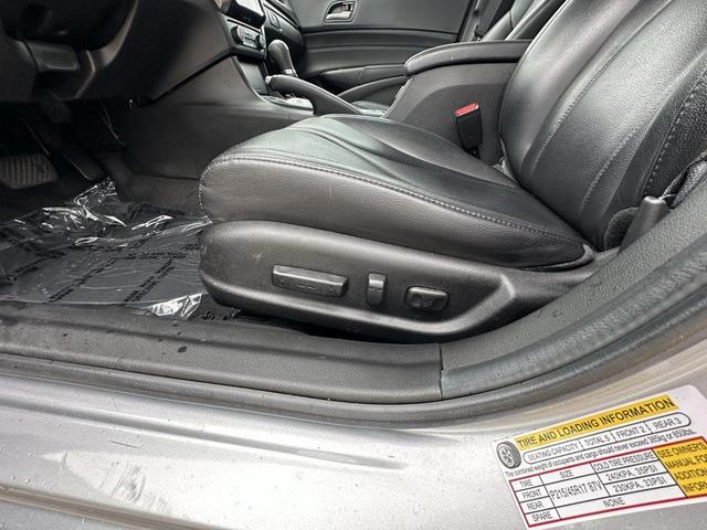 Photo of 2022 Lunar Silver Metallic Acura ILX