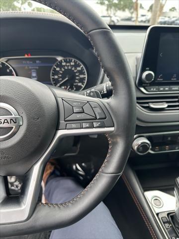 Photo of 2022 Gun Metallic Nissan Altima