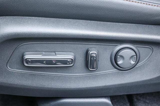 Photo of 2026 Gray Honda CR-V Hybrid