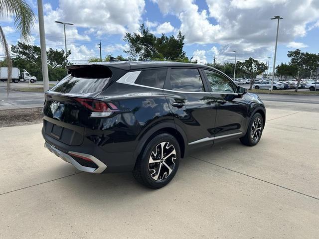 Photo of 2023 Ebony Black Kia Sportage