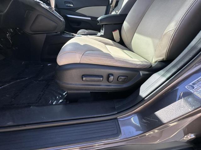 Photo of 2015 Gray Honda CR-V