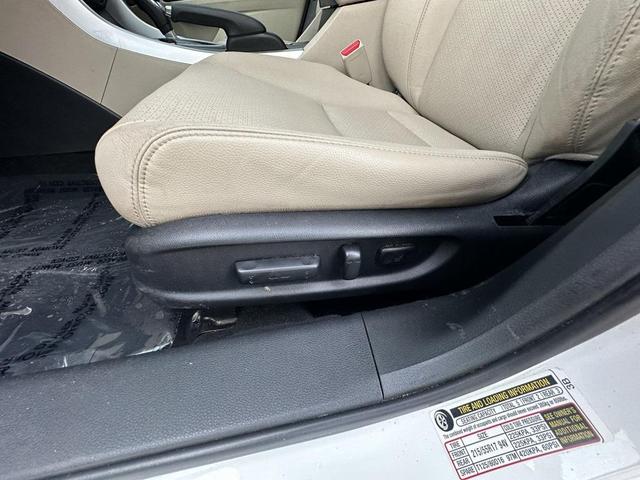 Photo of 2014 White Orchid Pearl Honda Accord