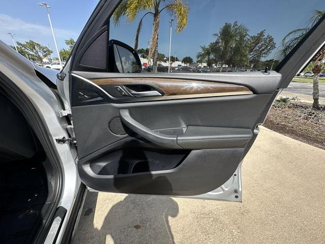 Photo of 2019 Glacier Silver Metallic BMW X3