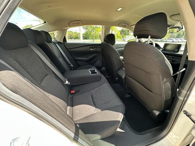 Photo of 2024 Platinum White Pearl Honda Accord
