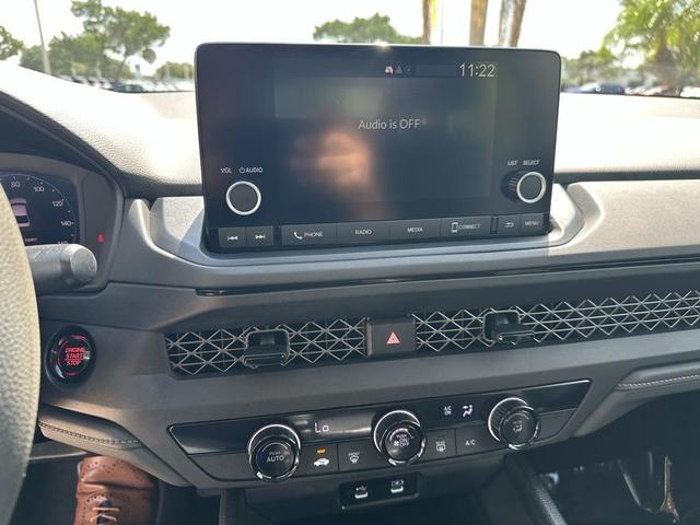 Photo of 2024 Platinum White Pearl Honda Accord