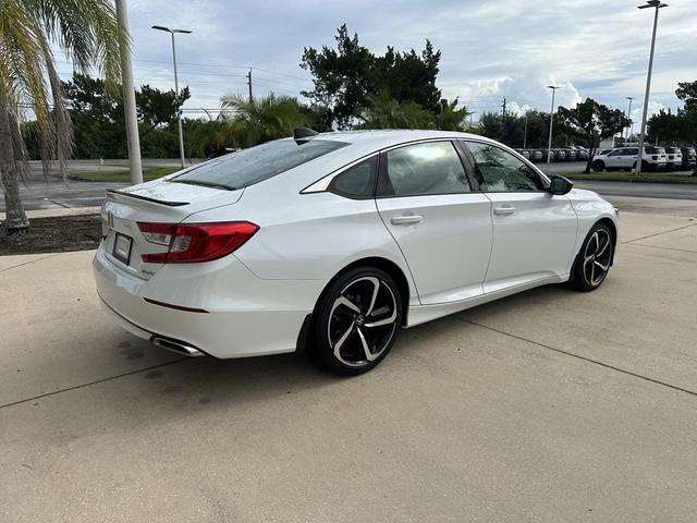 Photo of 2022 Platinum White Pearl Honda Accord