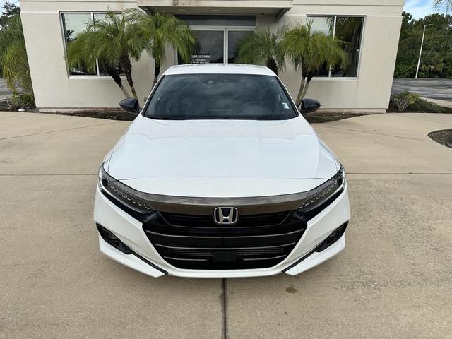 Photo of 2022 Platinum White Pearl Honda Accord