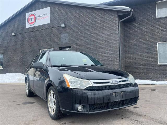 Photo of 2009 Ebony Clearcoat Ford Focus