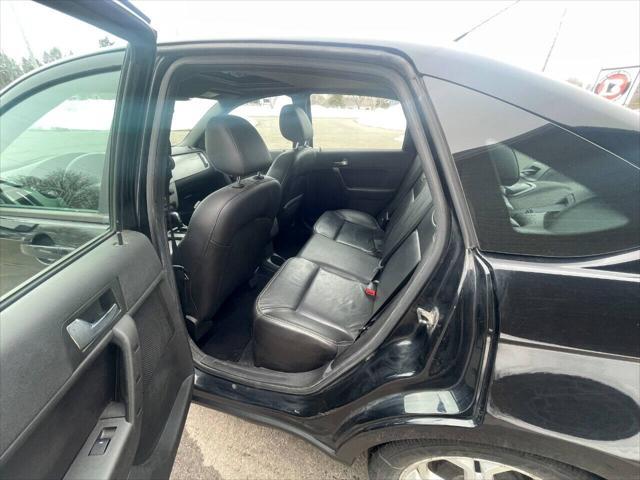 Photo of 2009 Ebony Clearcoat Ford Focus