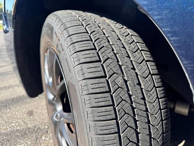 Photo of 2006 Laser Blue Metallic Chevrolet Malibu