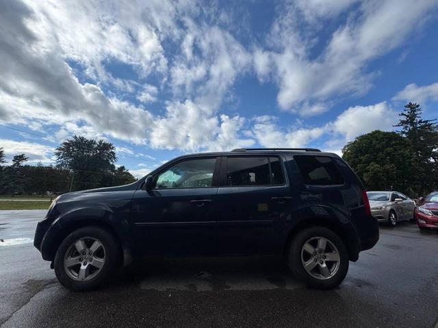 Photo of 2010 Bali Blue Pearl Honda Pilot