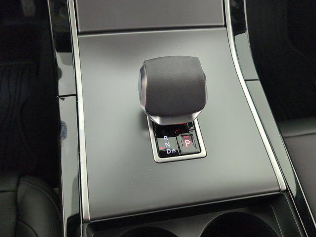 Photo of 2026 Carpathian Grey Premium Metallic Land Rover Range Rover Velar