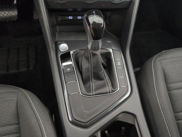 Photo of 2024 Pyrite Silver Metallic Volkswagen Tiguan