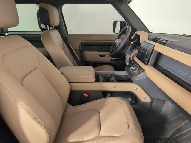 Photo of 2025 Pangea Green Metallic Land Rover Defender