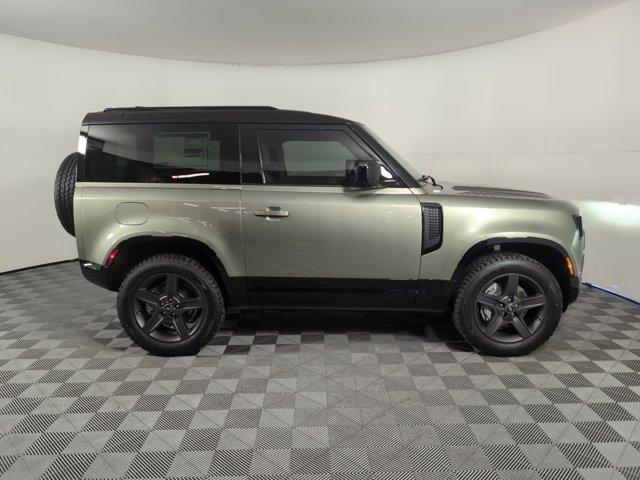 Photo of 2025 Pangea Green Metallic Land Rover Defender