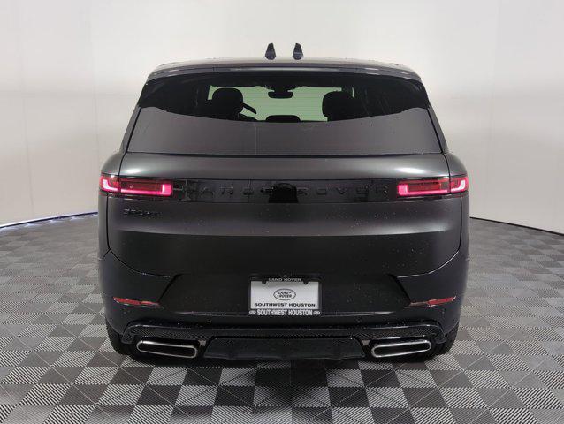 Photo of 2025 Santorini Black Metallic Land Rover Range Rover Sport