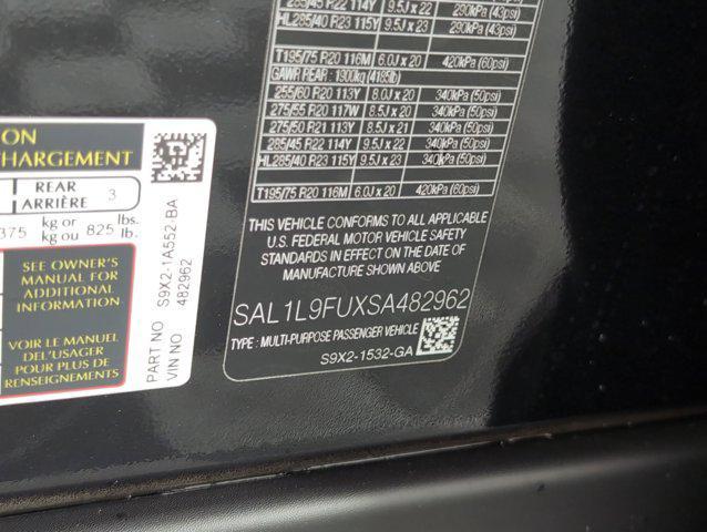 Photo of 2025 Santorini Black Metallic Land Rover Range Rover Sport