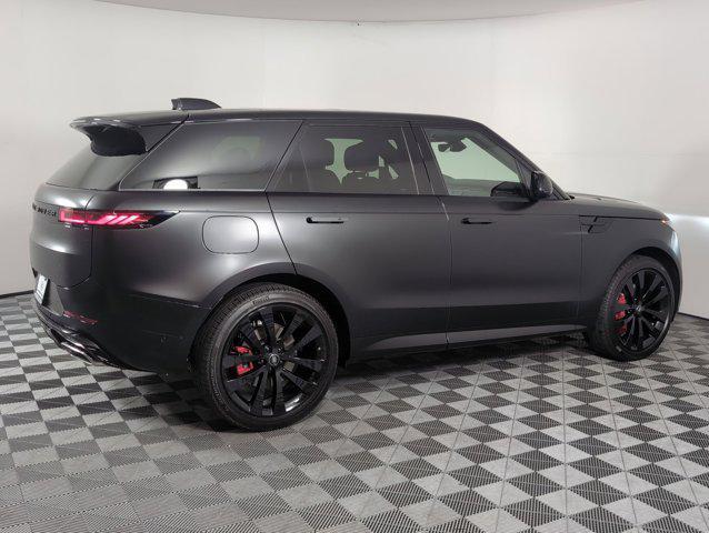 Photo of 2025 Santorini Black Metallic Land Rover Range Rover Sport