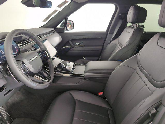Photo of 2025 Santorini Black Metallic Land Rover Range Rover Sport