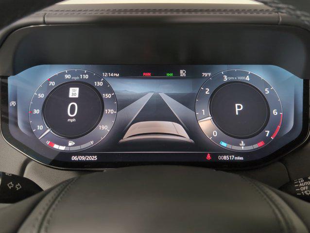 Photo of 2023 White Land Rover Range Rover