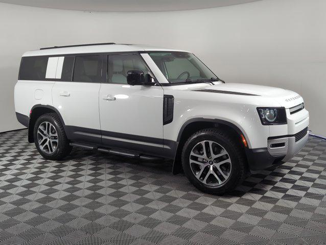 Photo of 2025 Fuji White Land Rover Defender