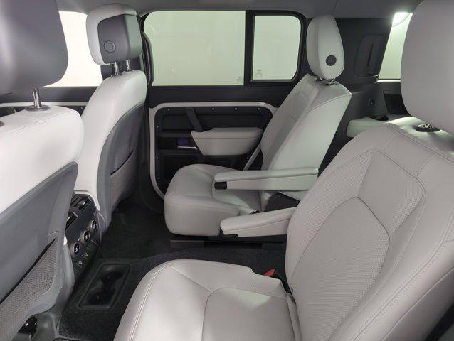Photo of 2025 Fuji White Land Rover Defender