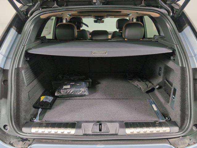 Photo of 2025 Ionian Silver SV Bespoke Ultra Metallic Satin Land Rover Range Rover Sport