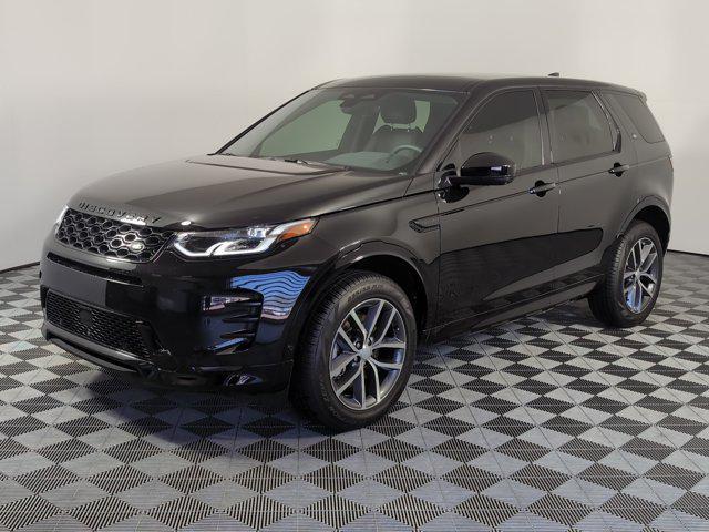 Photo of 2024 Santorini Black Metallic Land Rover Discovery Sport