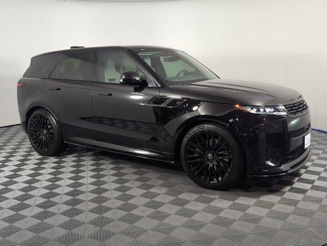 Photo of 2024 Obsidian Black SV Bespoke Ultra Metallic Gloss Land Rover Range Rover Sport