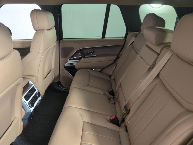 Photo of 2025 Belgravia Green Land Rover Range Rover