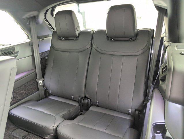 Photo of 2025 Fuji White Land Rover Range Rover