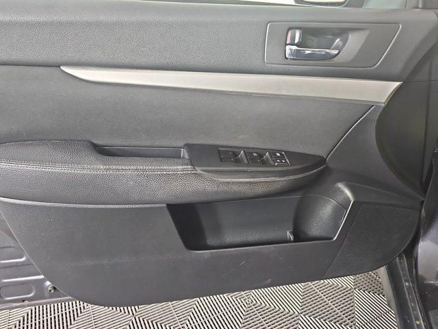 Photo of 2011 Graphite Gray Metallic Subaru Outback