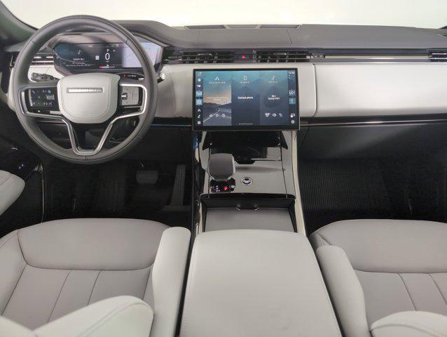 Photo of 2025 Santorini Black Metallic Land Rover Range Rover Sport