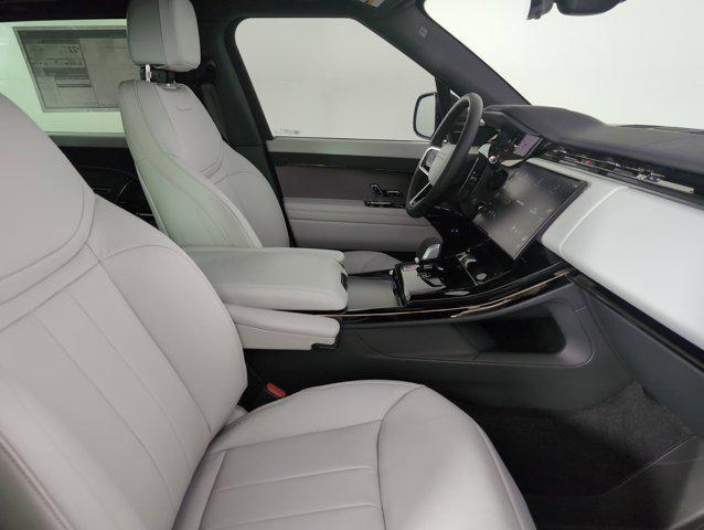 Photo of 2025 Santorini Black Metallic Land Rover Range Rover Sport