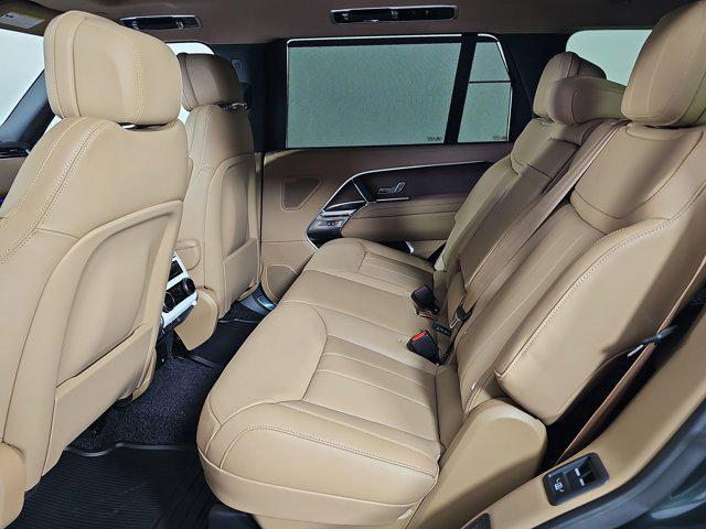Photo of 2025 Belgravia Green Land Rover Range Rover