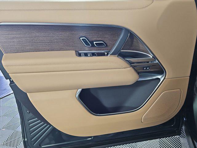 Photo of 2025 Belgravia Green Land Rover Range Rover
