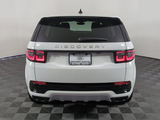 Photo of 2025 Fuji White Land Rover Discovery Sport