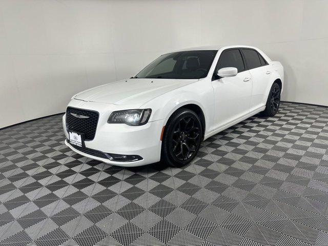 2019 Chrysler 300