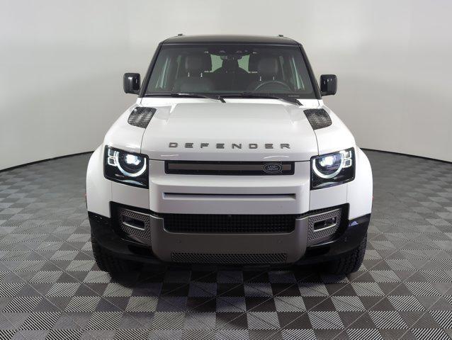 Photo of 2024 Fuji White Land Rover Defender