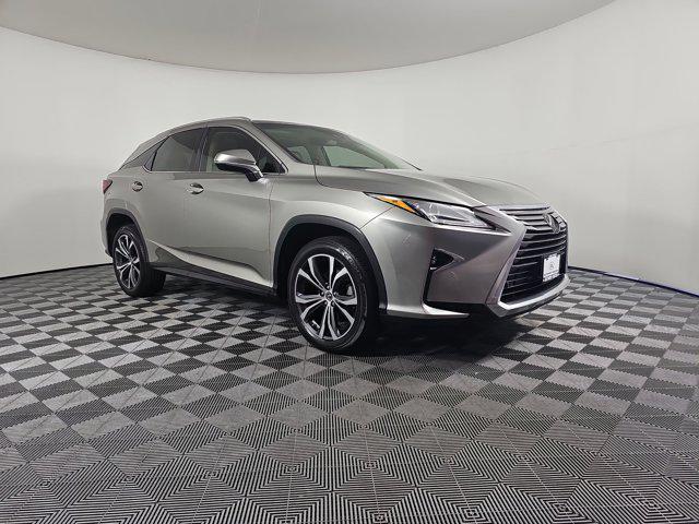 Photo of 2018 Gold Lexus RX 350