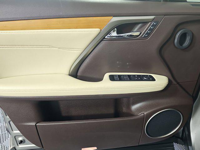 Photo of 2018 Gold Lexus RX 350