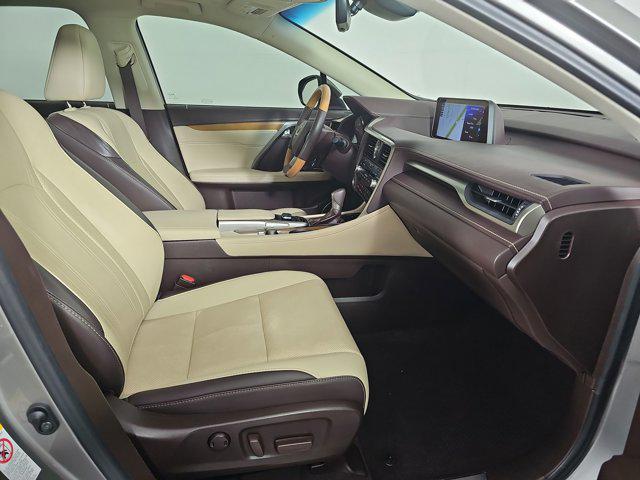 Photo of 2018 Gold Lexus RX 350