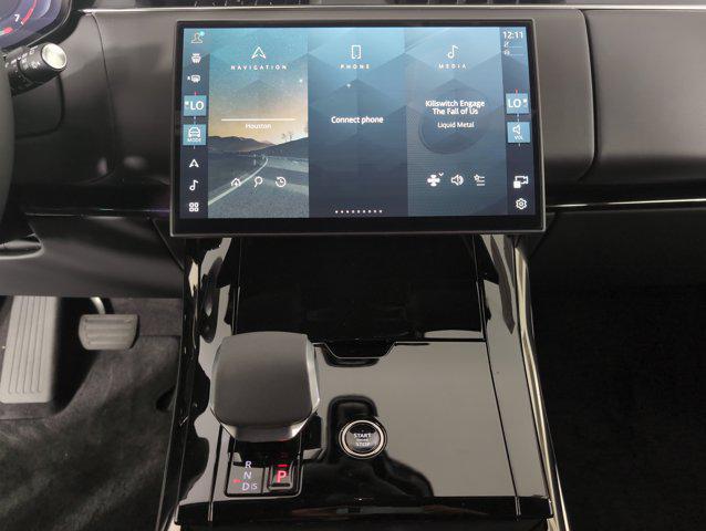 Photo of 2025 Fuji White Land Rover Range Rover Sport