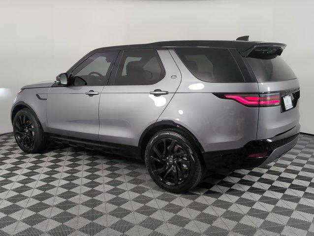 Photo of 2025 Eiger Grey Metallic Land Rover Discovery