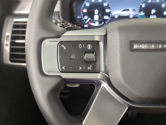 Photo of 2025 Eiger Grey Metallic Land Rover Discovery